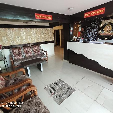 Hotel Sai Nivas Residency ハイデラバード エクステリア 写真