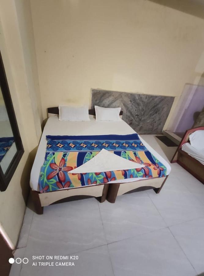 Hotel Sai Nivas Residency ハイデラバード エクステリア 写真