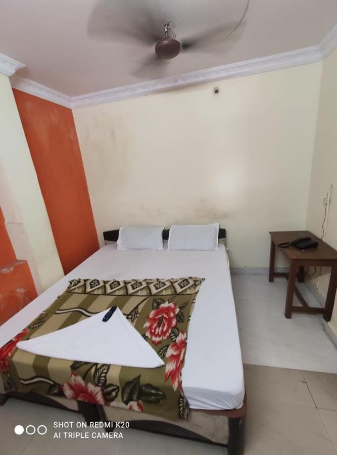 Hotel Sai Nivas Residency ハイデラバード エクステリア 写真